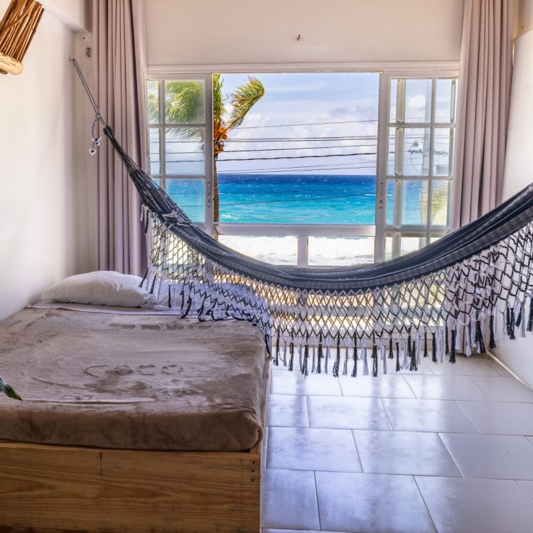 Fotografía de apartamentos en San Andrés: hamaca con vista al mar